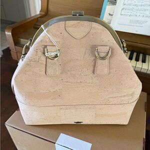 Elegant Pale Pink Handbag